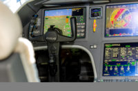 F2000LXS 275 cockpit